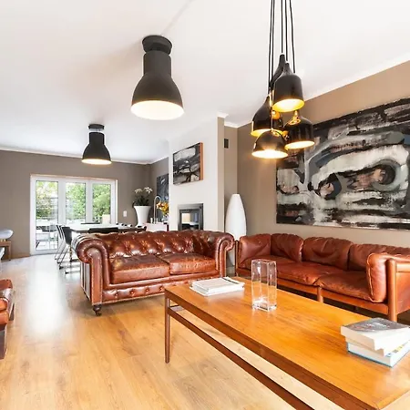 Charming House In Center- Private Terrace & Garage Apartamento *