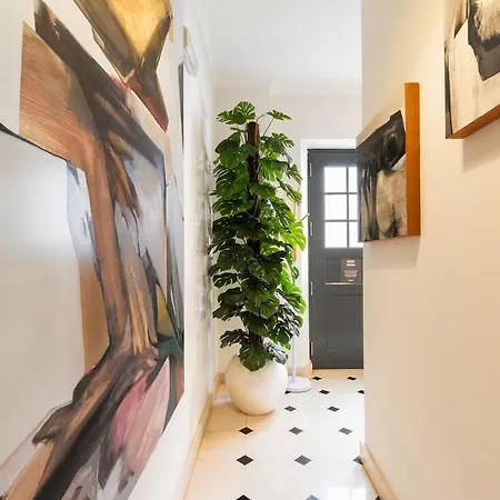Apartamento Charming House In Center- Private Terrace & Garage Lisboa