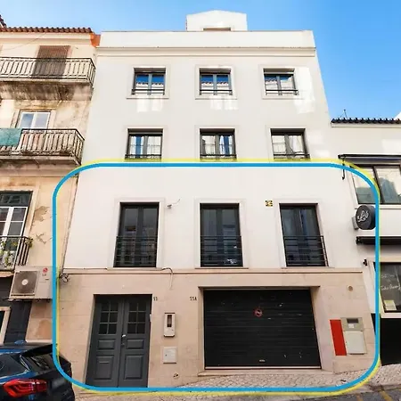 Apartamento Charming House In Center- Private Terrace & Garage